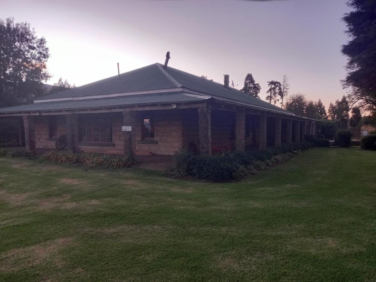 The Border Post, Bed And Breakfast Bergville Bagian luar foto