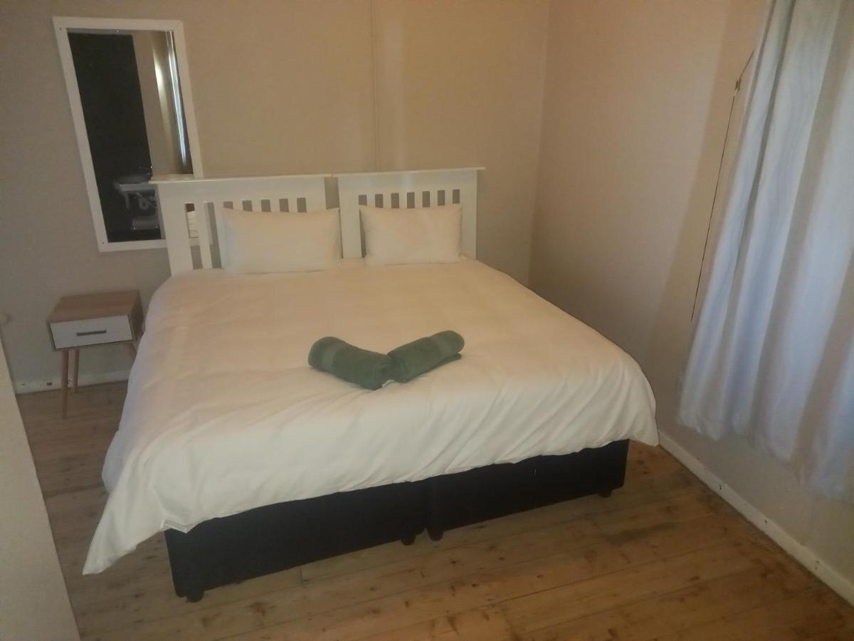 The Border Post, Bed And Breakfast Bergville Bagian luar foto
