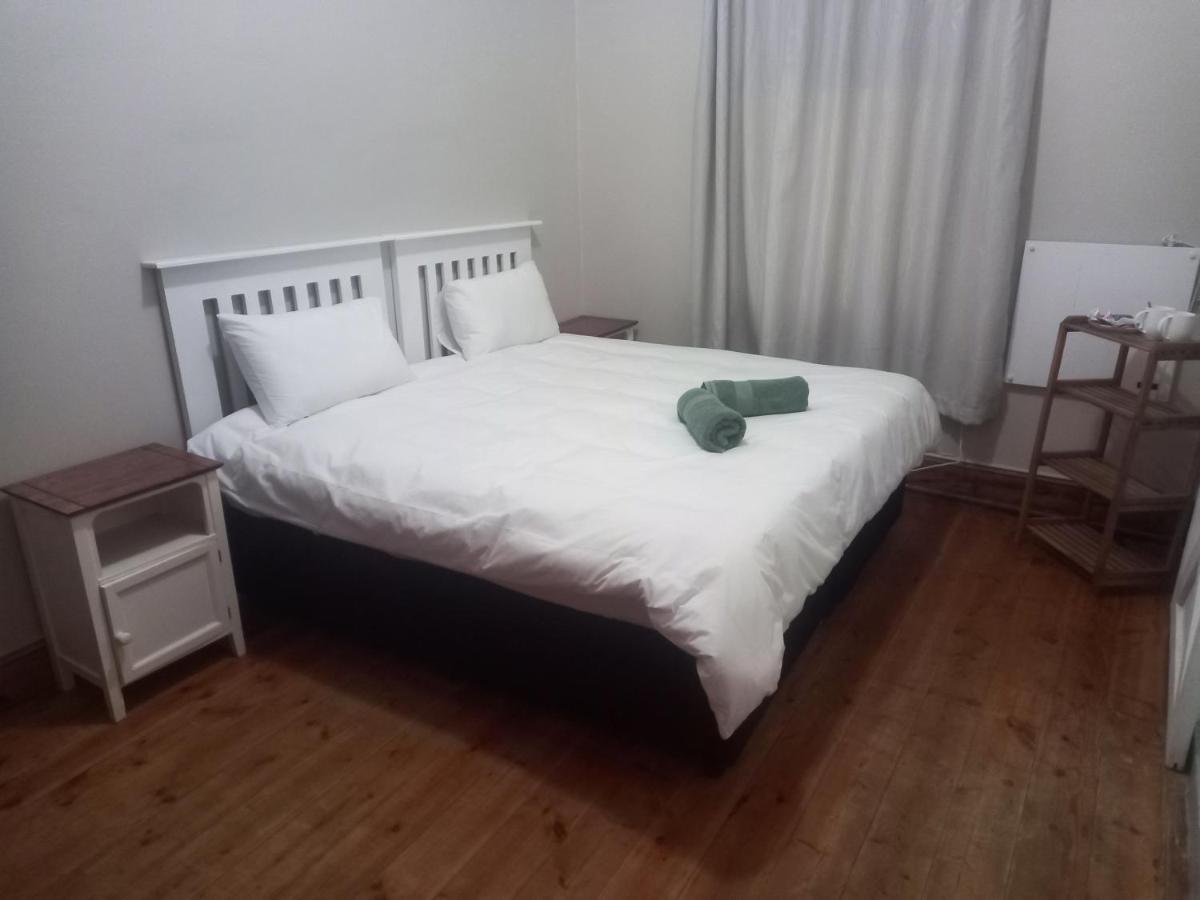 The Border Post, Bed And Breakfast Bergville Bagian luar foto