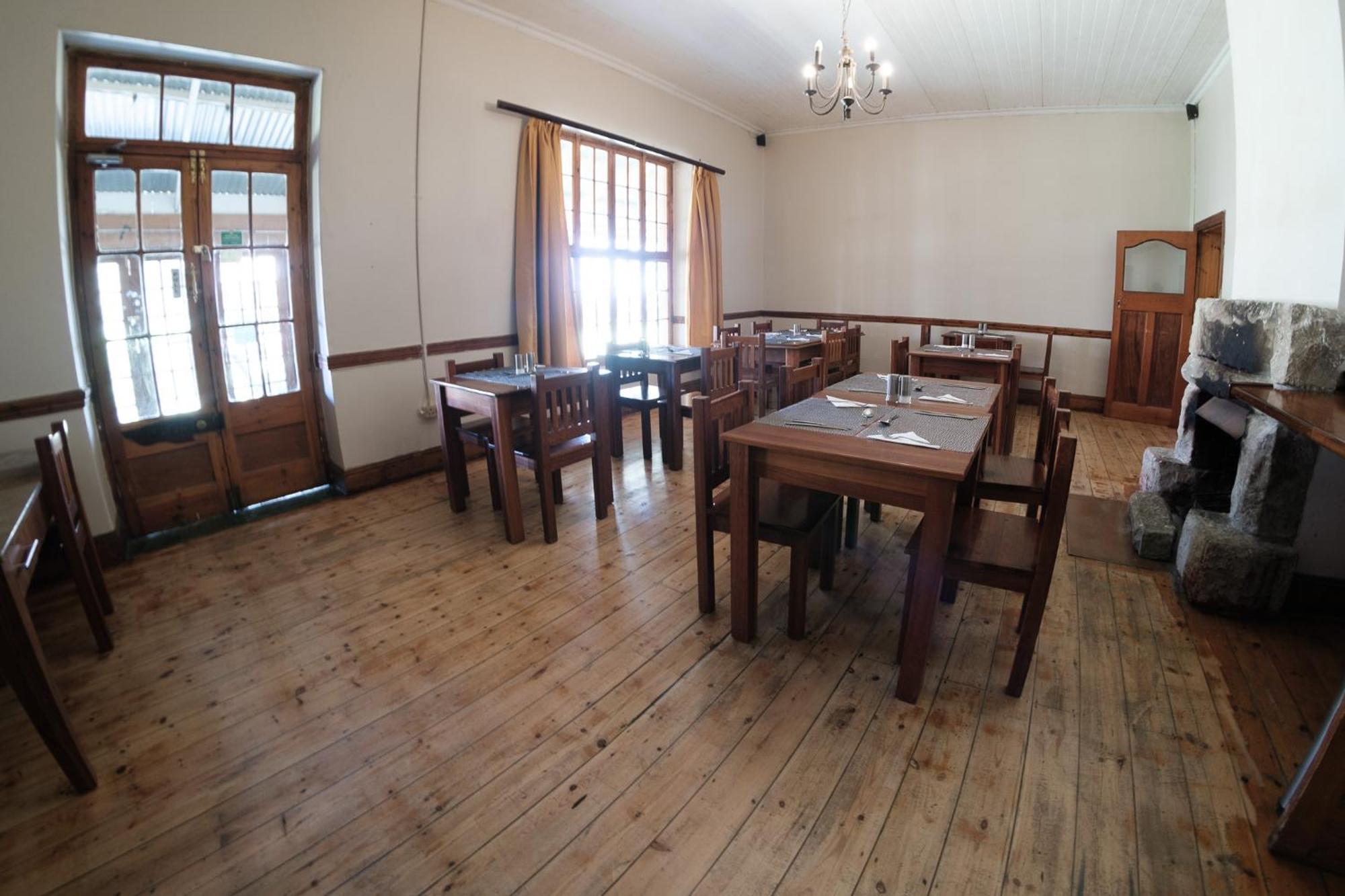 The Border Post, Bed And Breakfast Bergville Bagian luar foto